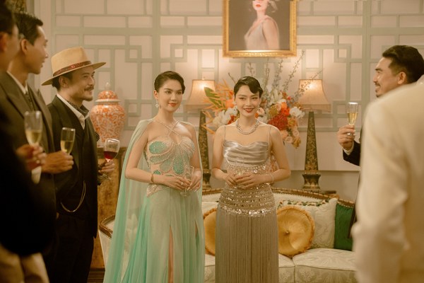 Minh Hằng và Ngọc Trinh tung video đầu tiên trong dự án phim Tết