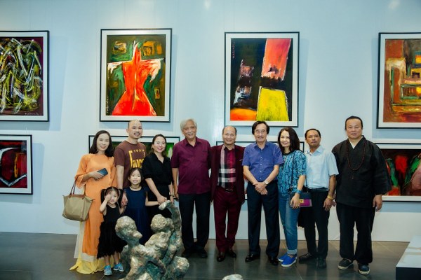 Khai mạc triển lãm “Ego – Người” của họa sĩ Ngô Xuân Bính