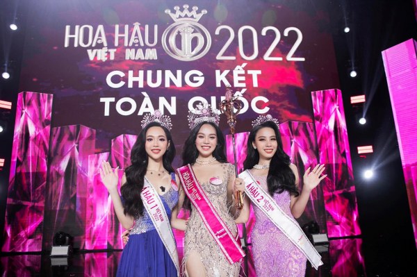 Huỳnh Thị Thanh Thuỷ đăng quang Hoa hậu Việt Nam 2022