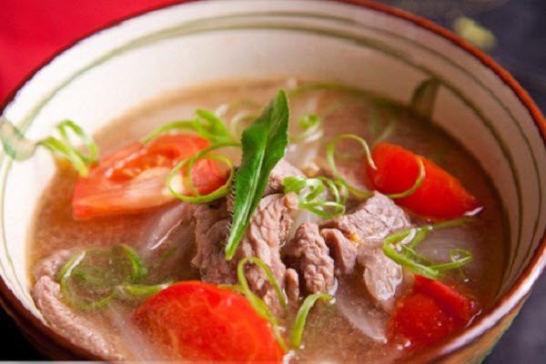 Thực đơn hàng ngày: Canh thịt bò cà chua