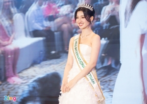 Á hậu Phương Nhi thi Miss International 2023