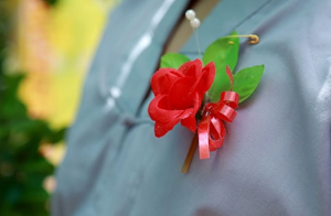 Vì sao phải cài hoa hồng lên áo trong ngày lễ Vu lan?