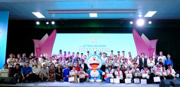 Quỹ Doraemon trao 559 suất học bổng năm 2023