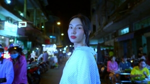  Hoa hậu Thùy Tiên trở lại với ‘Đu đêm 2’