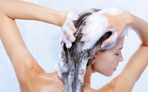 Mẹo trị rụng tóc giúp tóc chắc khỏe mà chẳng hề tốn kém