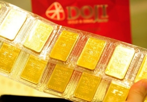 Giá vàng hôm nay 25/4/2024: Vàng trong nước bất ngờ tăng sốc