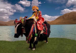 Hoa hậu Giáng My du lịch Tây Tạng