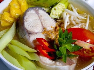 Thực đơn hàng ngày: Canh chua cá lăng