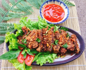 Thực đơn hàng ngày: Gan chiên tỏi ớt