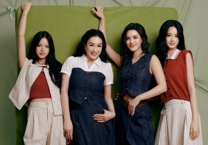 Chung Lệ Đề tự hào vì các con giỏi giang và xinh đẹp