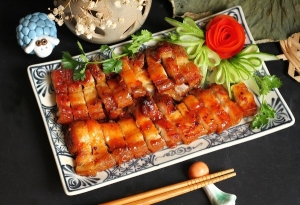 Thực đơn hàng ngày: Ba chỉ chiên mắm