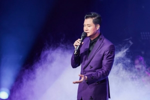 Vạn Show với “Thu hát cho người” đầy lãng mạn và sang trọng