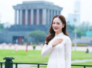 Lan Phương dành nhiều thời gian chăm sóc bản thân sau biến cố hôn nhân