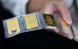 Giá vàng hôm nay 14/9/2025: Thế giới tăng lên đỉnh, SJC ngược chiều giảm mạnh