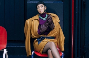 Củng Lợi được khen thần thái cuốn hút khi để tóc ngắn