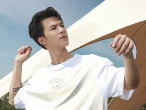 Anh Tú đóng phim kinh dị cổ trang