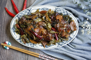 Thực đơn hàng ngày: Cá kho dưa