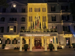 Khám phá “Giấc mơ ánh sáng huyền ảo” và mùa lễ hội diệu kỳ tại Metropole Hà Nội