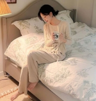 Phụ nữ giữ ấm 3 chỗ này để cơ thể có khí huyết ổn định, hồng hào, trẻ lâu