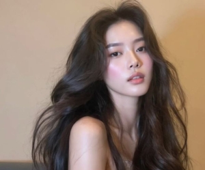 Cách giữ tóc phồng đẹp suốt cả ngày