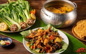 Thực đơn hàng ngày: Lẩu ếch chua cay