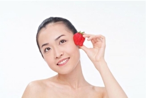 Những công dụng làm đẹp da của dâu tây 