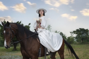 Chân dung đa năng của Hoa hậu Doanh nhân Hoàng Thu Thuỷ