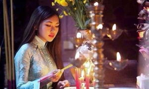 Văn khấn tạ mộ ngoài đồng cuối năm