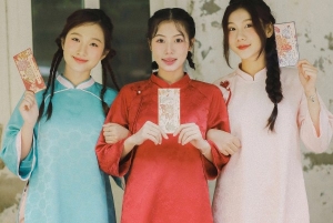 Nhiều bạn trẻ lựa chọn áo dài cách tân cho dịp Tết