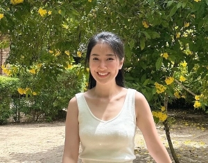 Quỳnh Lam trẻ trung ở tuổi ngoài 40