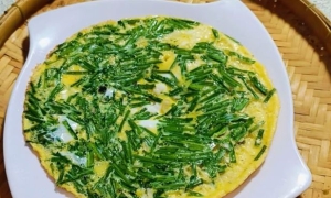 Ích lợi của việc ăn trứng với hẹ