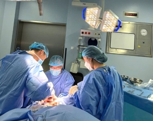 Vì sao nam giới vạm vỡ, sinh lý mạnh vẫn khó có con