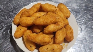 Thực đơn hàng ngày: Bánh khoai mì chiên giòn