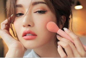 Hè 2026 5 xu hướng makeup tươi tắn, nổi bật và dễ ứng dụng mỗi ngày