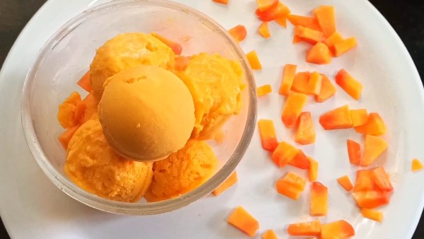 Thực đơn hàng ngày: Kem đu đủ