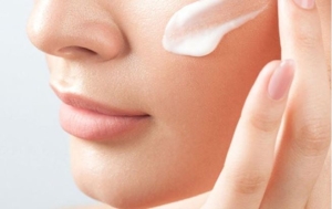 Công thức “2 trước – 3 sau” thoa kem chống nắng đúng cách giúp bảo vệ da toàn diện