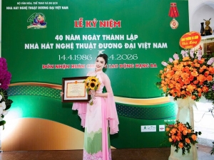 Kim Huyền Sâm: Hơn 20 năm bền bỉ tỏa sáng và được vinh danh vì sự nghiệp văn hóa
