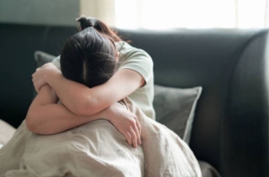 Nguy cơ ung thư cổ tử cung và quan hệ tình dục sớm