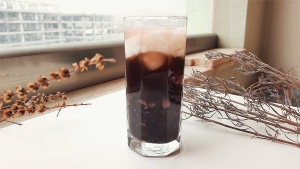 Thực đơn hàng ngày: Chè đậu đen nước cốt dừa bột báng