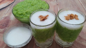 Thực đơn hàng ngày: Chè cốm nước cốt dừa