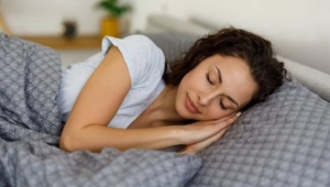 7 cách giúp cơ thể đốt mỡ hiệu quả hơn ngay cả khi đang ngủ