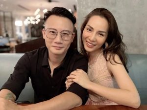 Hoàng Bách viên mãn với cuộc hôn nhân hơn 20 năm