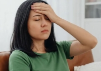 Căng thẳng kéo dài có thể khiến kinh nguyệt rối loạn như thế nào