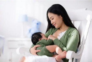 5 cách duy trì nguồn sữa mẹ khi trở lại công việc