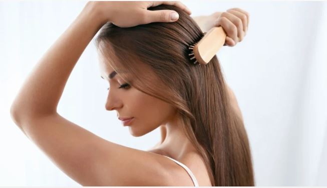 5 bước gội đầu đúng cách giúp tóc sạch, mềm và hạn chế xơ rối