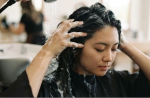 Đổi dầu gội có gây rụng tóc