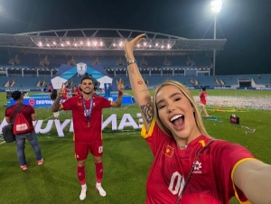 Lais Machado - cô gái Brazil theo Hoàng Hên đến Việt Nam