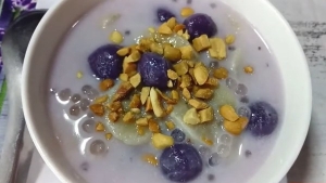 Thực đơn hàng ngày: Chè chuối khoai lang dẻo