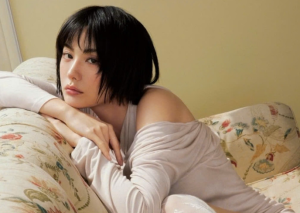 Nana - Mỹ nhân đẹp nhất thế giới gây chú ý với 